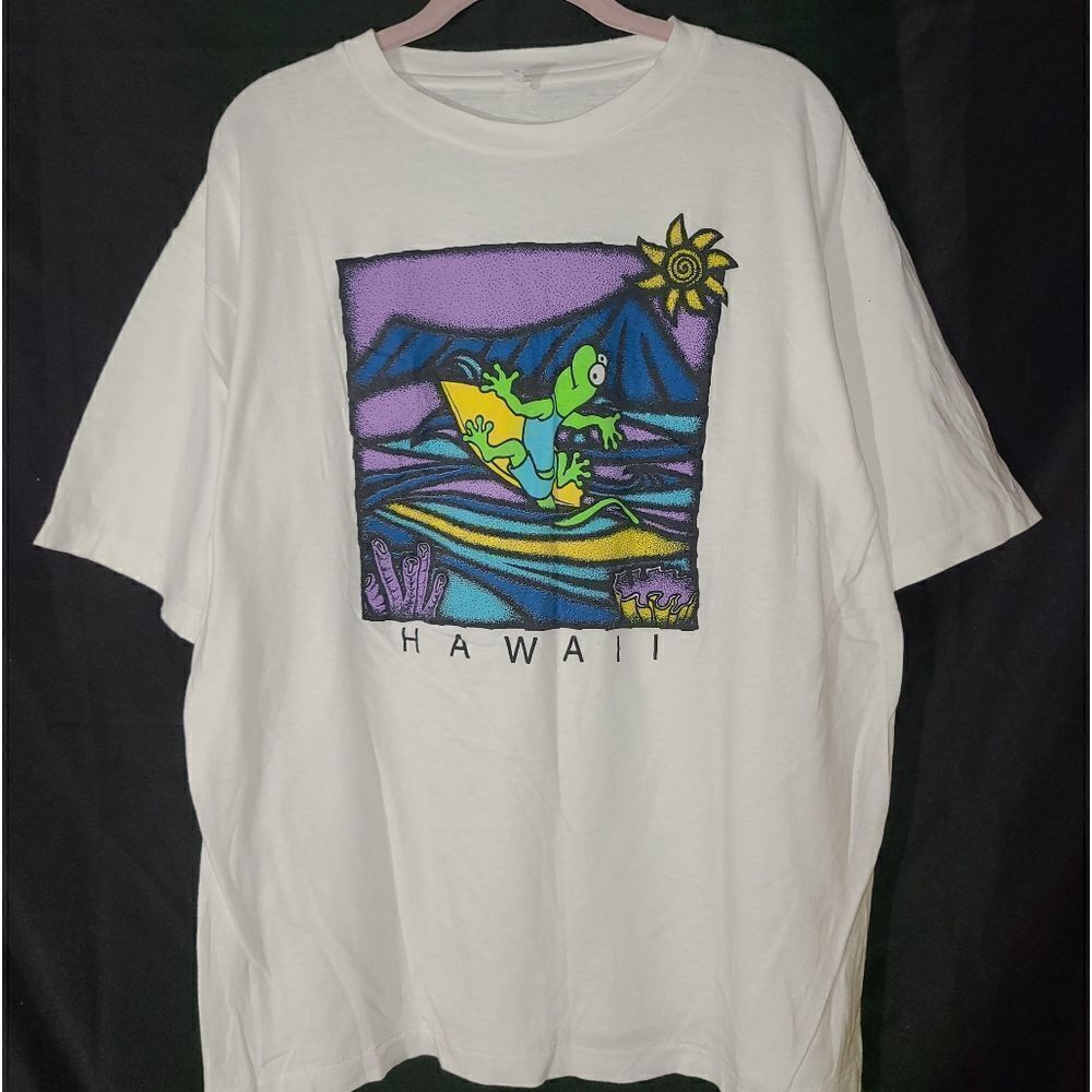 Hawaii Surf Graphic Short Sleeve Tee - White